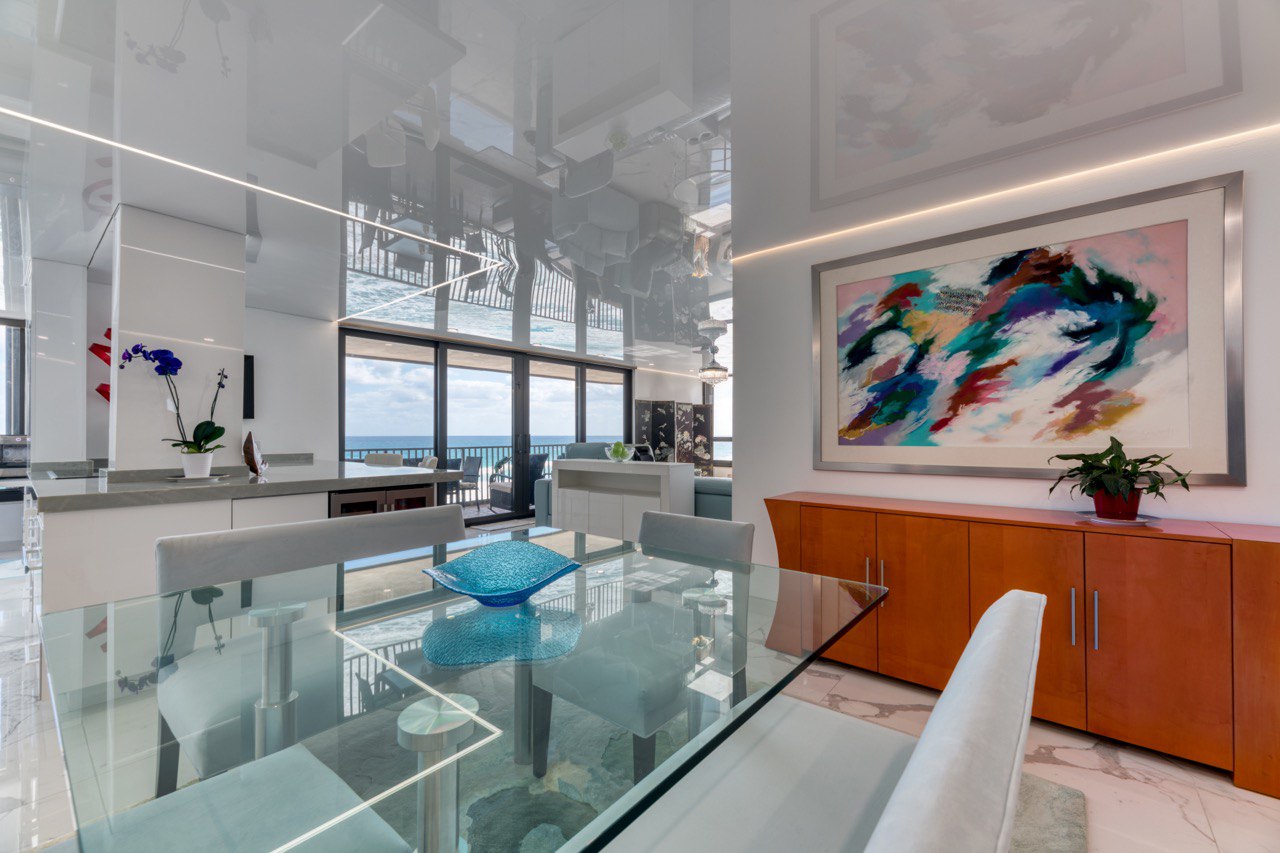 photo4990393037926542040